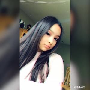 Meet your Posher, Daniella